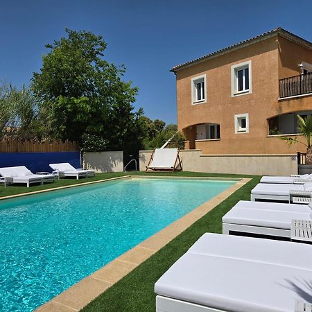 Hotel Le Saint-Genies Uzès Zewnętrze zdjęcie