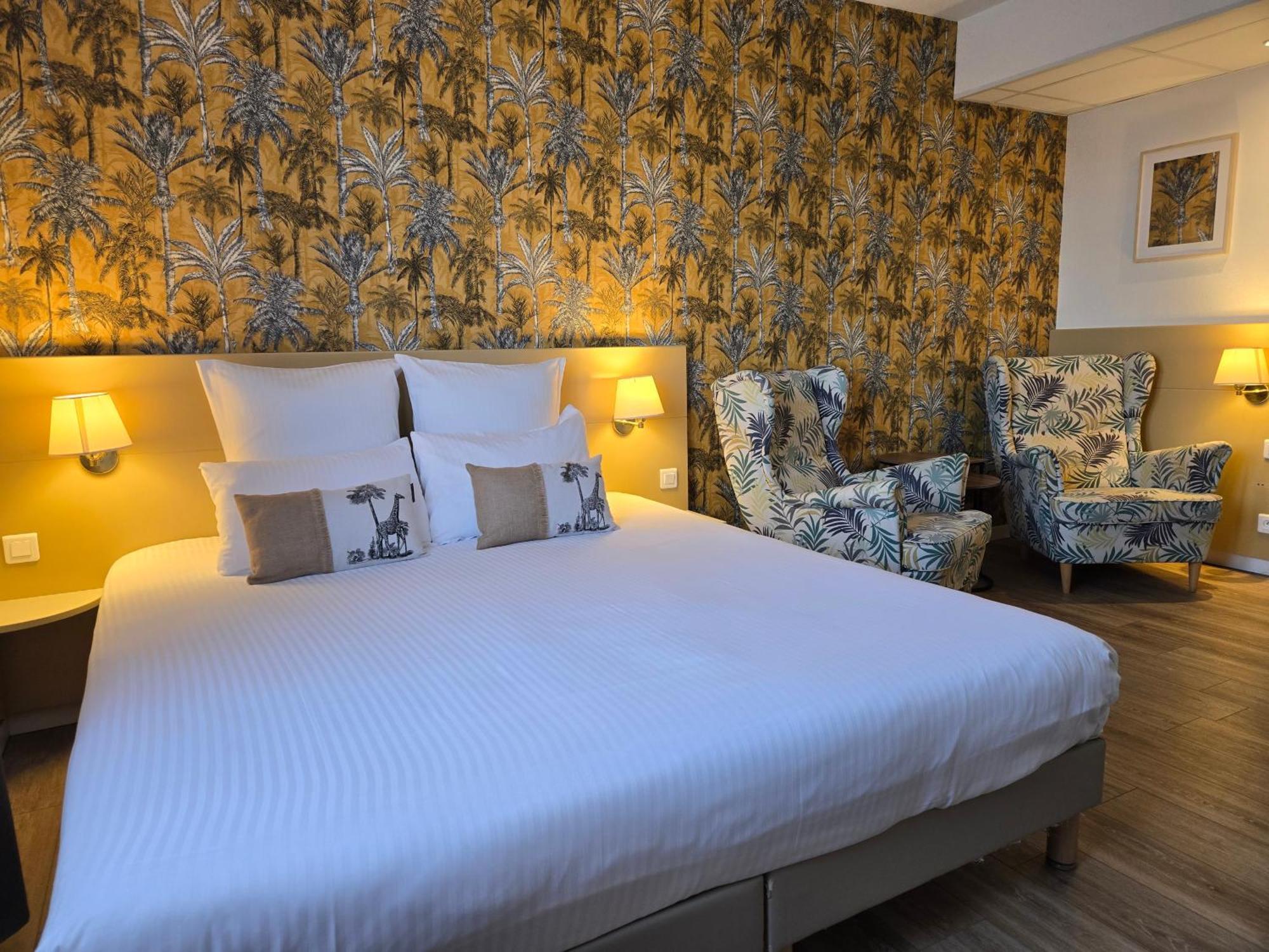 Hotel Le Saint-Genies Uzès Zewnętrze zdjęcie