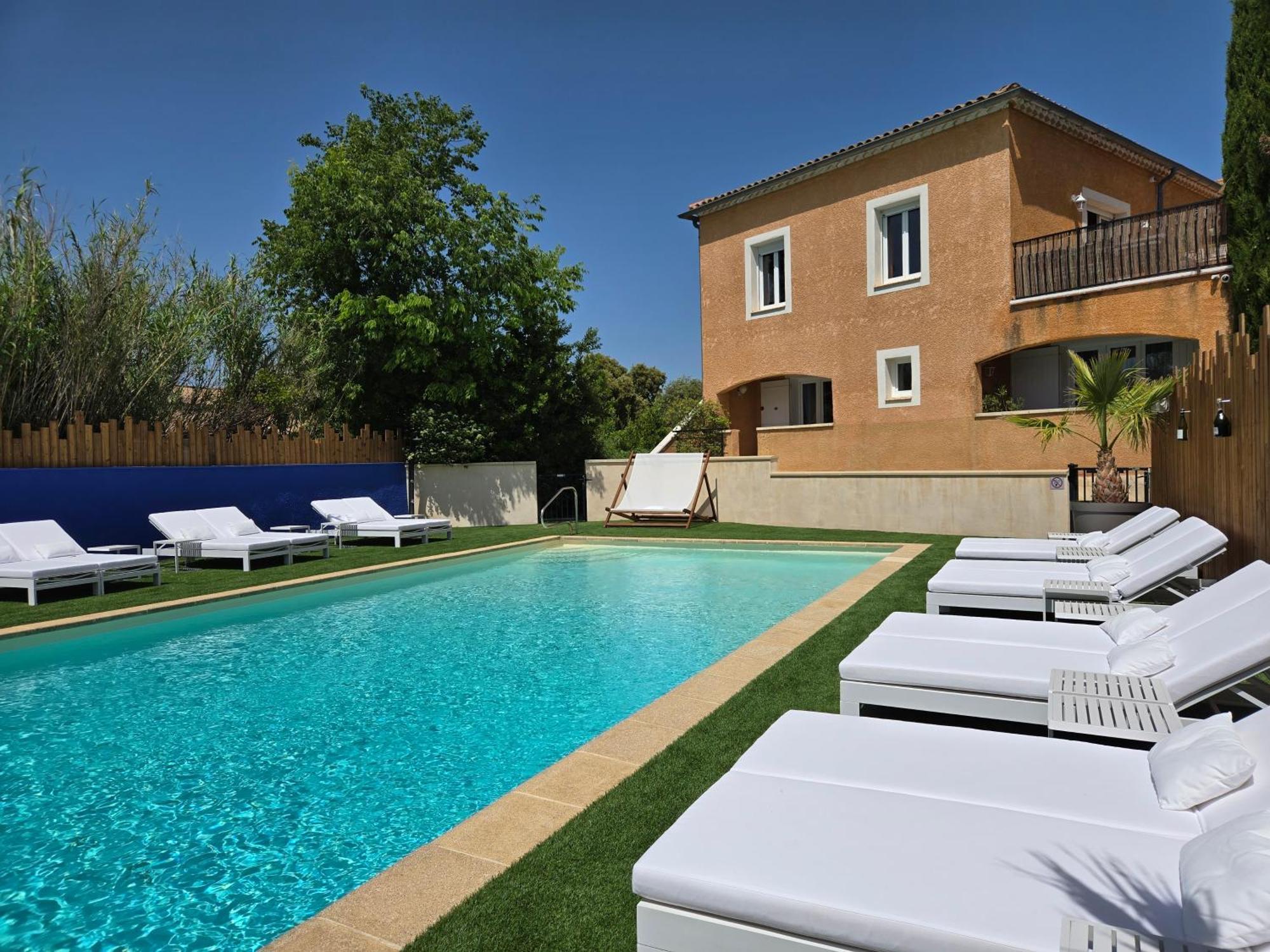 Hotel Le Saint-Genies Uzès Zewnętrze zdjęcie